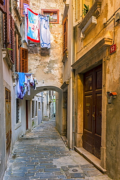 Alleyway, Old Town, Piran, Primorska, Slovenian Istria, Slovenia, Europe