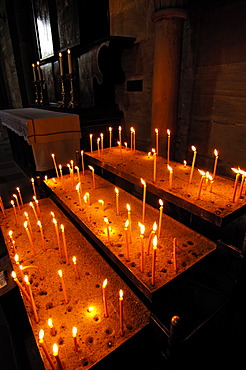 Bamberger-Dom, cathedral, candles inside, Bamberg, Upper Franconia, Bavaria, Germany