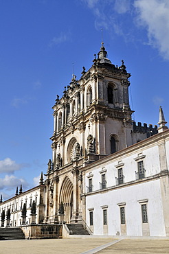 Church and monastery of Santa Maria in AlcobaÃ§a, Mosteiro de Santa Maria de AlcobaÃ§a, UNESCO World Heritage Site, Order of Cistercians, AlcobaÃ§a, Estremadura, Portugal, Europe