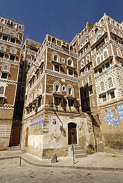 Decorated house in the old town of Sanaa, SanaÂ´a, Yemen