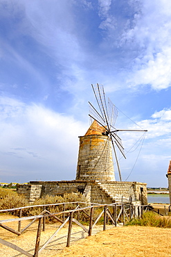 Mulino Maria Stella windmill in front of saltworks, Via del Sale, salt road, province of Trapani, Sicily, Italy, Europe