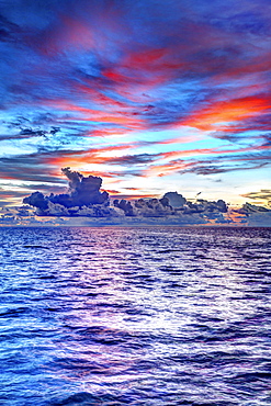 Sunset over the sea, cloud sky, Gangehi Island, Ari Atoll, Indian Ocean, Maldives, Asia
