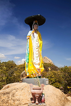 Buddha statue, Co Tach Pagoda, Binh Thuan Province, Vietnam, Asia