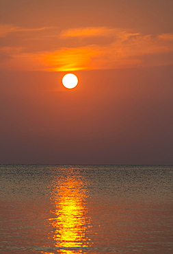 South China Sea at sunset, Gulf of Thailand, Koh Tao island, Thailand, Asia