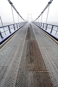 Bridge over the river Jokulsa, Jokulsarlon glacial lagoon, East, East, Iceland, Europe