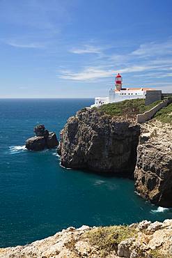 Lighthouse at steep coast, Cabo de Sao Vicente, Cape Sankt Vinzenz, southwest point of Europe, Algarve, Portugal, Europe