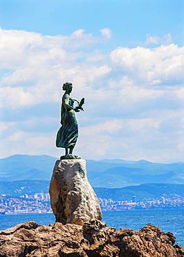 Statue of a girl with a seagull, Opatija, Istria, Kvarner Gulf Bay, Croatian Adriatic Sea, Croatia, Europe