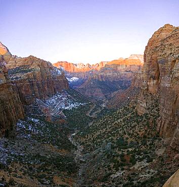 View from Canyon Overlook into Zion Canyon in winter with snow, at sunrise, back left Bridge Mountain, Zion National Park, Utah, USA, North America