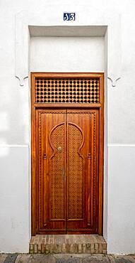 Moorish style wooden entrance door, Old Town, Cordoba, Andalucia, Spain, Europe