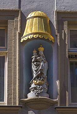 Sculpture of Maria immaculata under a gilded canopy on a residential building, Bamberg, Upper Franconia, Bavaria, Germany, Europe