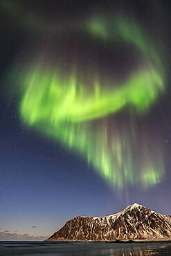 Northern lights (Aurora borealis), sea, mountains, stars, Flakstad, Nordland, Lofoten, Norway, winter Scandinavian landscape, Europe