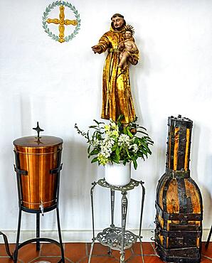 Holy figure, holy water kettle, offertory, Spitalkirche zum Heiligen Geistr, Wangen im Allgaeu, Baden-Wuerttemberg, Germany, Europe