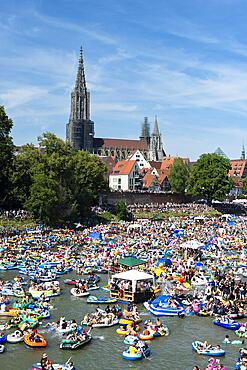 Schwoermontag, Nabada, a traditional holiday in Ulm, Danube, Ulm, Baden-Wuerttemberg, Germany, Europe