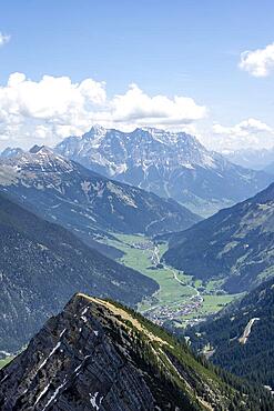 View from Thaneller to the Zugspitze, Tyrol, Austria, Europe