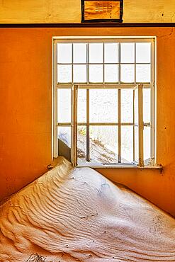 Ruin, Kolmannskuppe, Ghost Town, Luederitz, Namibia, Africa