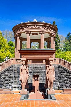 Elisabethenbrunnen, named after Princess Elisabeth, woman of Landgrave Friedrich VI of Hesse-Homburg and daughter of the British King George III, in the spa garden Bad Homburg vor der Hoehe, Hesse, Germany, Europe