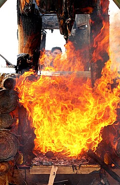 Hindu cremation in Bali