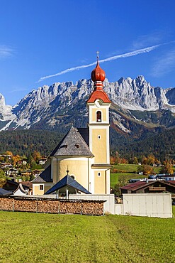 View of Going in front of the Wilder Kaiser, Tyrol, Austria, Europe