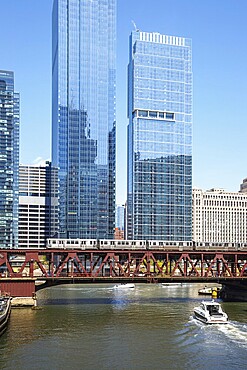 Chicago L Elevated elevated metro railway on a bridge public transport in Chicago, USA, North America