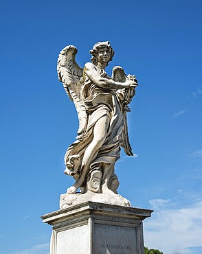 Angel statue wearing crown of thorns on the Ponte Sant'Angelo, Rome, Lazio, Italy, Europe