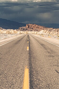 Death Valley Road