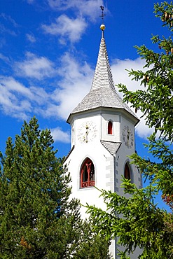 Gothic church, Corvara, Badia Valley, Bolzano Province, Trentino-Alto Adige/South Tyrol, Italian Dolomites, Italy, Europe