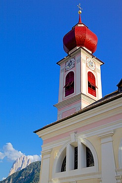 Big Church, Ortisei, Gardena Valley, Bolzano Province, Trentino-Alto Adige/South Tyrol, Italian Dolomites, Italy, Europe