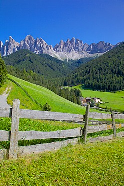 Val di Funes, Bolzano Province, Trentino-Alto Adige/South Tyrol, Italian Dolomites, Italy, Europe