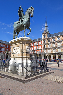 View of Philip lll statue and architecture in Calle Mayor, Madrid, Spain, Europe