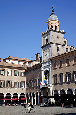 Clock Tower, Piazza Grande, UNESCO World Heritage Site, Modena, Emilia Romagna, Italy, Europe