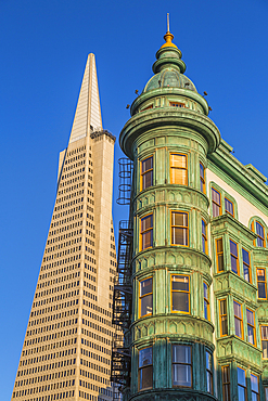 View of Transamerica Pyramid building and Columbus Tower on Columbus Avenue, North Beach, San Francisco, California, United States of America, North America