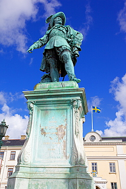 Bronze statue of the town founder Gustav Adolf, Gustav Adolfs Torg, Gothenburg, Sweden, Scandinavia, Europe