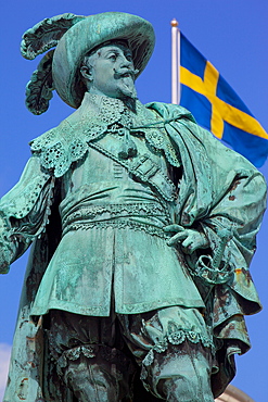 Bronze statue of the town founder Gustav Adolf, Gustav Adolfs Torg, Gothenburg, Sweden, Scandinavia, Europe