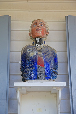 Nelson's statue, Admiral's House and Dockyard Museum, Nelson ''s Dockyard, Antigua, Leeward Islands, West Indies, Caribbean, Central America