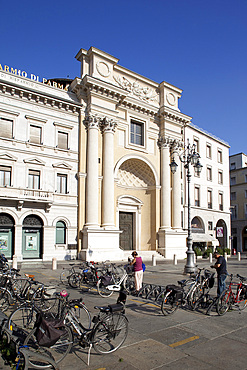 Piazza Garibaldi, cycles and architecture, Parma, Emilia Romagna, Italy, Europe