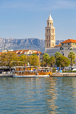 Split Harbour with Cathedral of Saint Domnius, Split, Dalmatian Coast, Croatia, Europe