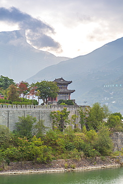 Pagoda on the banks of Yangtze River, near Chongqing, People's Republic of China, Asia