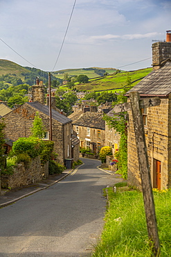 View of stone houses in the village of Hayfield, High Peak, Derbyshire, England, United Kingdom, Europe