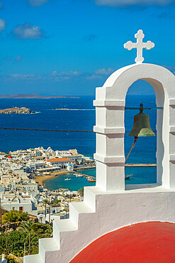 Elevated view of little white chapel, Old Harbour and town, Mykonos Town, Mykonos, Cyclades Islands, Greek Islands, Aegean Sea, Greece, Europe