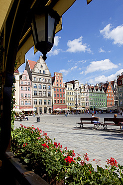 Market Square from cafe, Old Town, Wroclaw, Silesia, Poland, Europe