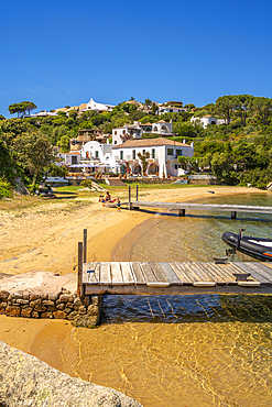 View of beach and whitewashed villas of Porto Rafael, Sardinia, Italy, Mediterranean, Europe