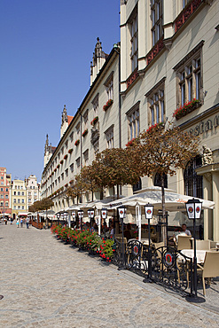 Market Square and cafe, Old Town, Wroclaw, Silesia, Poland, Europe