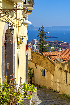 Elevated view of Naples and Amalfi Coast in background, Naples, Campania, Italy, Europe