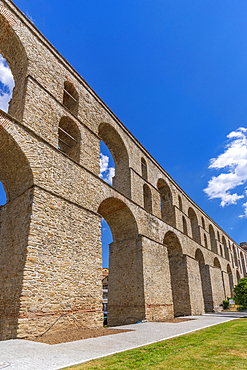 View of Aqueduct for Ottoman era, Dimos Kavalas, Eastern Macedonia and Thrace, Gulf of Thasos, Gulf of Kavala, Thracian Sea, Greece, Europe