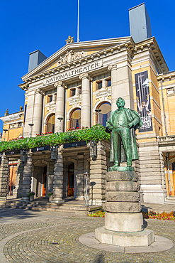 View of Bjornstjerne Bjornson statue and the entrance of the National Theatre from Stortingsparken, Oslo, Norway, Scandinavia, Europe