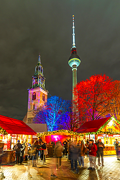 View of Berlin TV Tower, St. Mary's Church and Christmas market in Wasserkaskaden at dusk, Mitte, Berlin, Germany, Europe