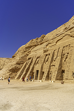 Exterior view of massive sculptures at the Temple of Hathor, Abu Simbel Temple next to Lake Nasser, Temple of the Pharaohs, Ramses II, Nubia, Egypt, Africa