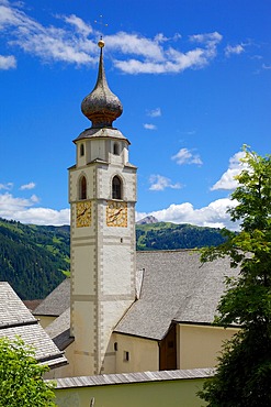 Church, Colfosco, Badia Valley, Bolzano Province, Trentino-Alto Adige, Italy, Europe