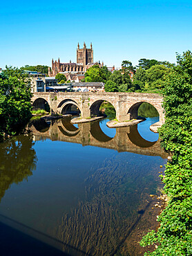 Wye Bridge and Hereford Cathedral, Hereford, Herefordshire, England, United Kingdom, Europe