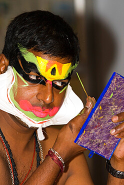 Kathakali Dancer preparing for performance, Kochi (Cochin), Kerala, India, Asia